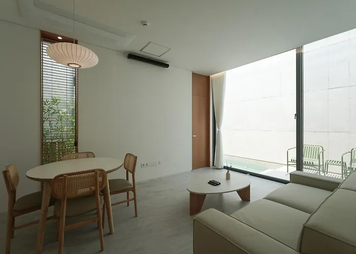 Auberge de jeunesse 화양연화