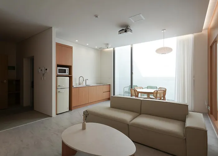 Auberge de jeunesse 화양연화 *